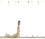 Sessione di yoga con Piper Fawn