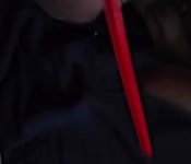 Jung schiebe es was in den schwanze rein