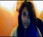 Una bella mora dice porcate in webcam