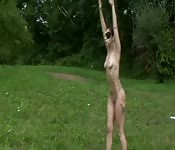 Lady Gaga relaxando totalmente nua