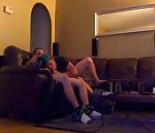 Branlette devant la télé