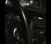 Brünette und Blondine bekommen es