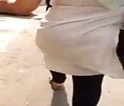 Mi piace vederla camminare da dietro